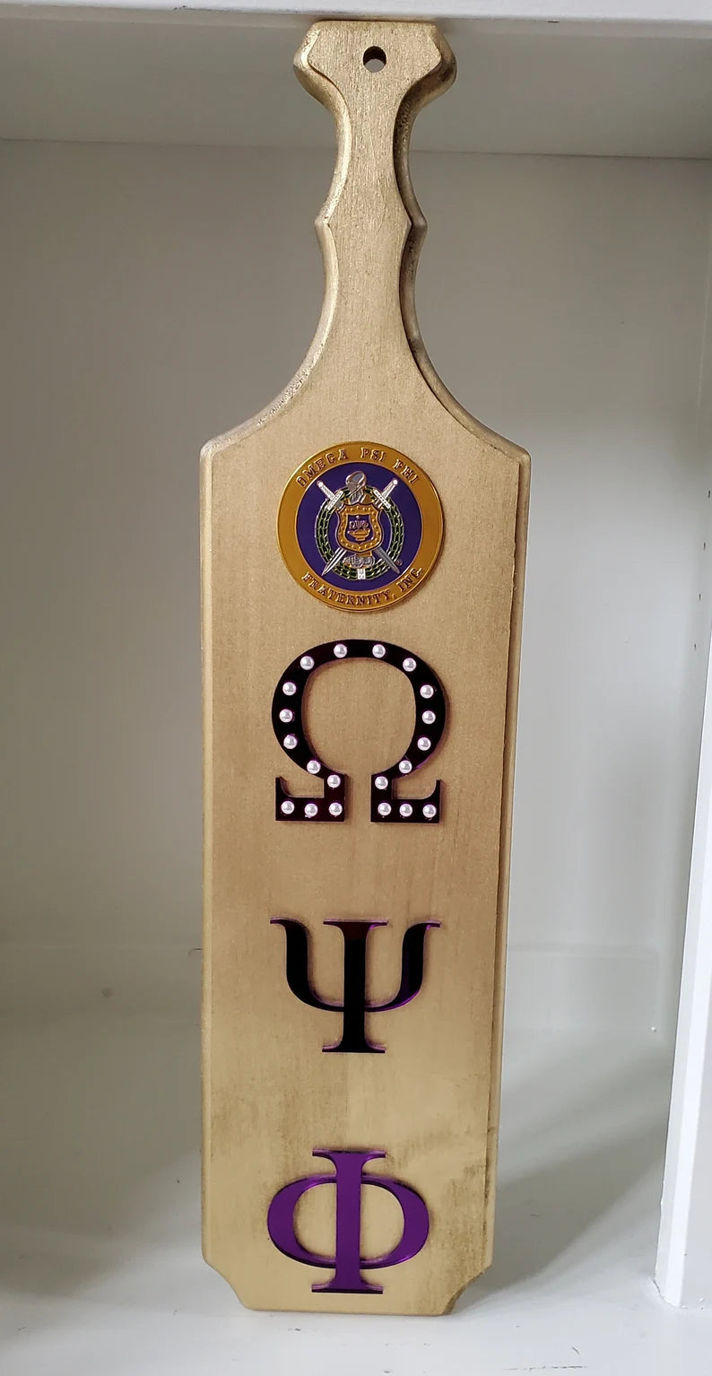 Omega Psi Phi ΩΨΦ Mirrored Letters Wooden Desk Ornament – Betty's